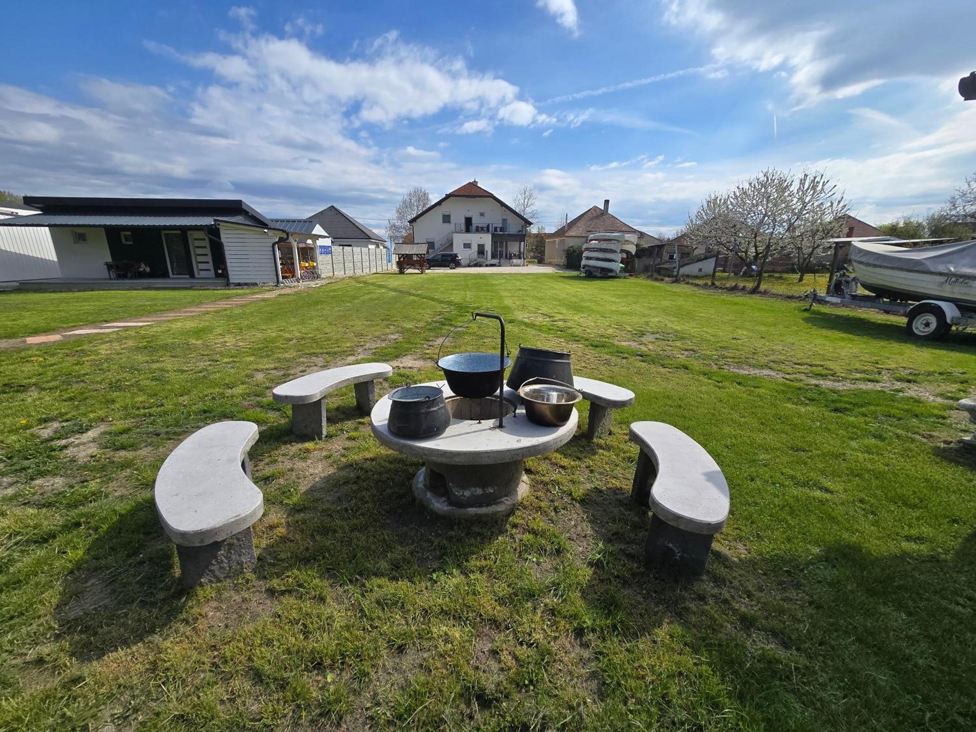 Duna-Beach Apartman Kimle 외부 사진